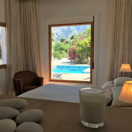 Villa Azar